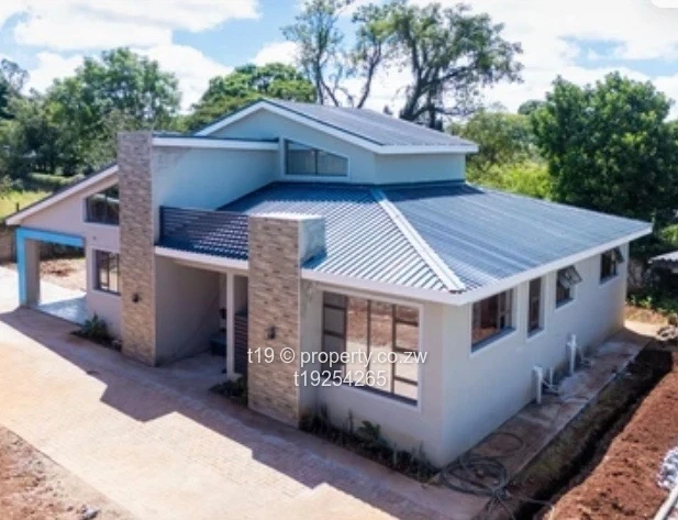 Stunning newly built 4 bedroom townhouse 