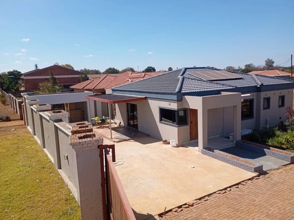 Modern Comfort, Outdoor Bliss & Prime Convenience