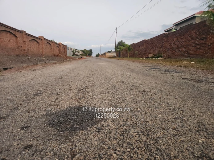 Residential Stand with Cottage for Sale in Sunway City, Harare East