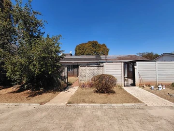 2 Bedroom Garden Flat