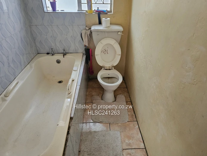 House for sale (Sole Mandate)