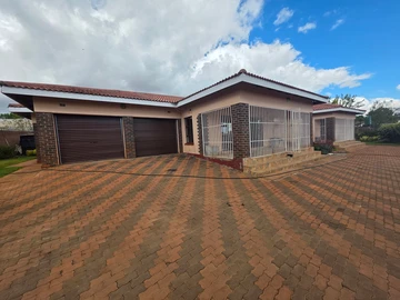 Lovely Home In The Grange