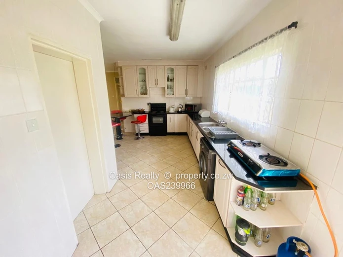 Modern 3-Bedroom Cluster Home in Secure Waterfalls Complex