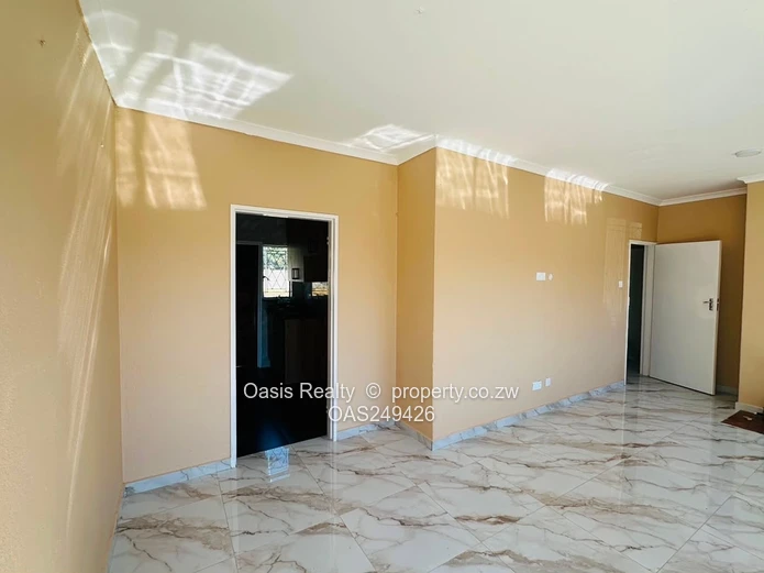 Conveniently Located Semi-detached 3 Beds Home For Rent