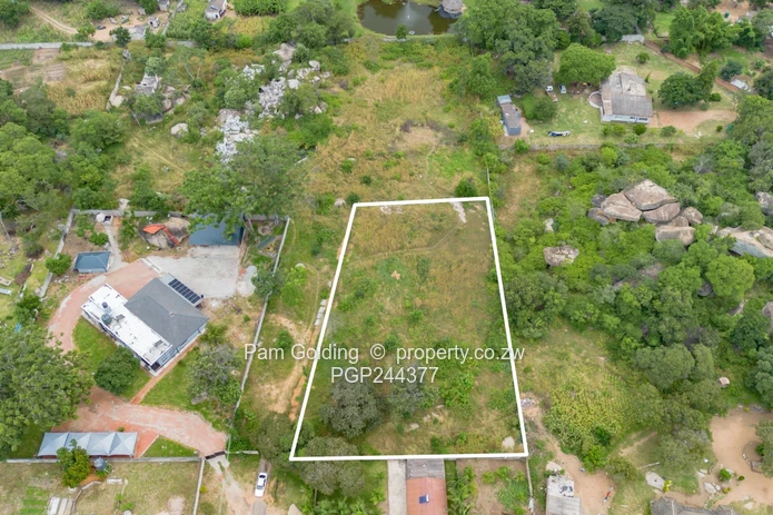 Vacant Residential Stand in Hatfield