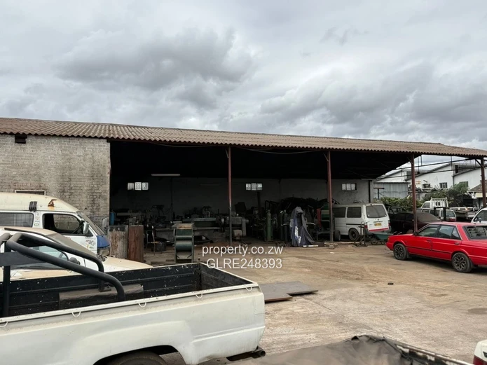 Willowvale Vehicle Depot: 2,780m² Yard + 500m² Workshop For Sale