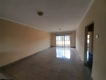 3 Bedroom Flat & Apartment