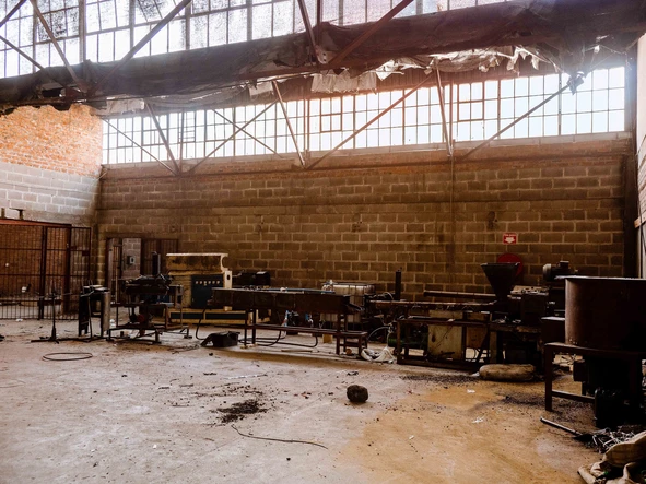 Warehouse & Factory