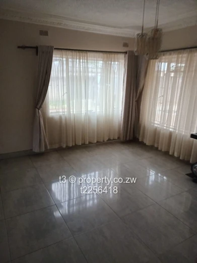 Zimre Park | House For Sale