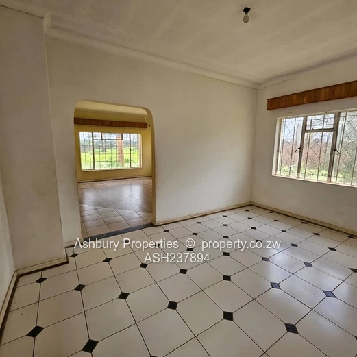 Old Marlborough border Avonlea