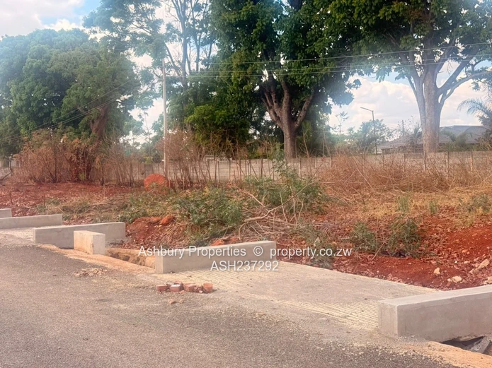 Neat Gated Communities Glen Forest 