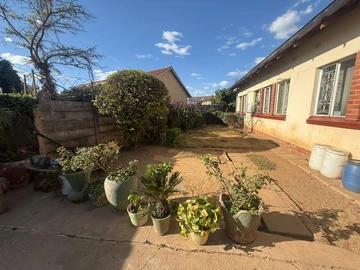 House For Sale In Braeside
