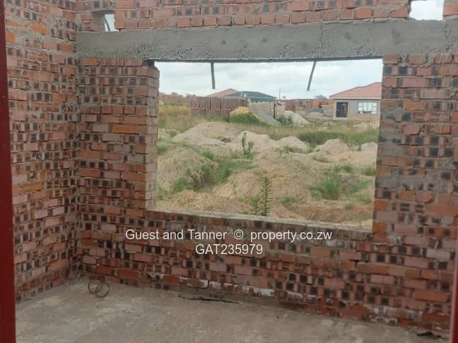 Incomplete 3-Bedroom House for Sale in Donnybrook Goshen City – Prime Location Near Zimre Park