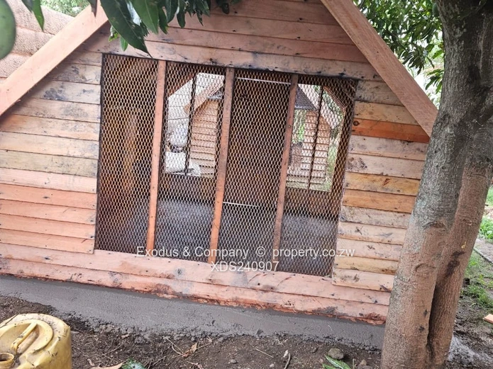 House to Let – Spacious, Walled & Gated