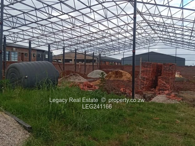 Incomplete Warehouse – Perfect for Manufacturing & Logistics,High-Potential Warehouse .