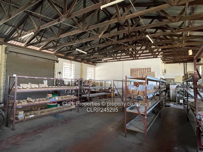 Exceptional warehouse with generous yard space