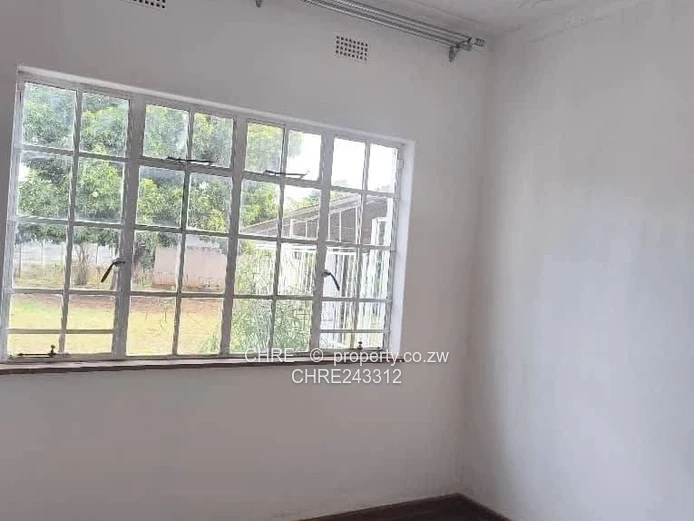 Bluffhill House To Let