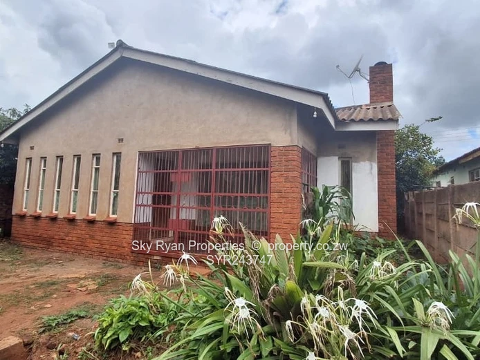 Kuwadzana  3 House For Sale 