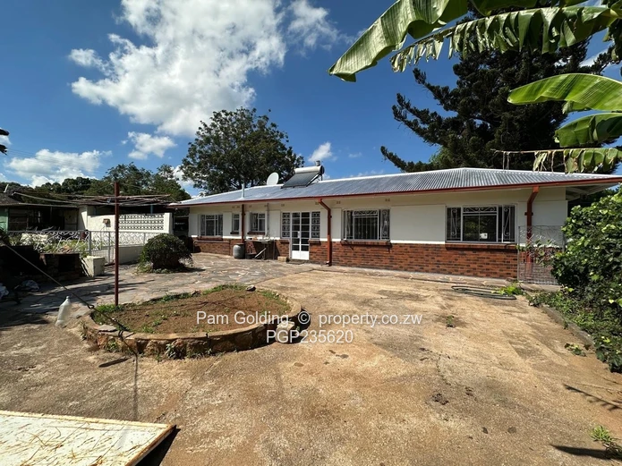 Timeless Family Living In Hillcrest