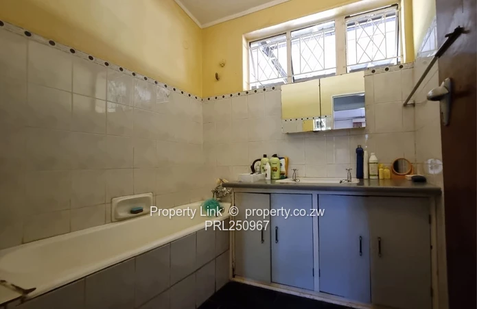 Sought After Picturesque Murambi Suburb In Mutare (Sole Mandate)