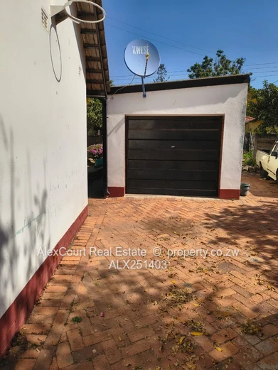Solid 3 Bedroomed House In Sentosa!