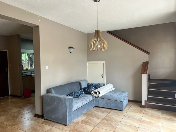 Stylish Duplex Apartment for Sale in Avondale