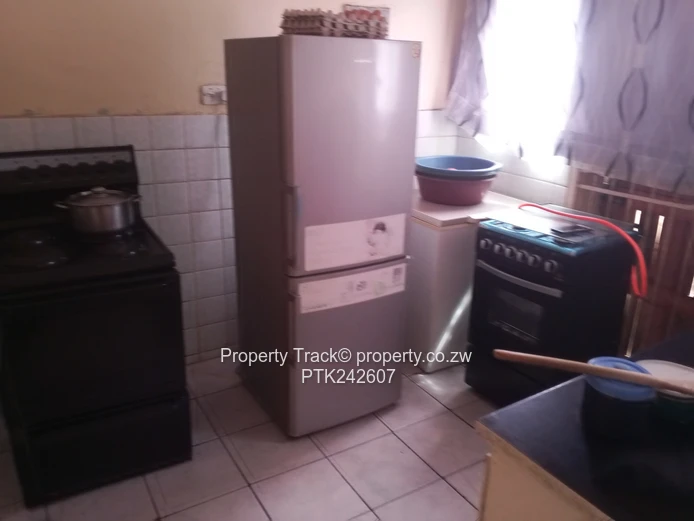 A neat and solid house!