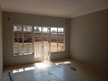 2 Bedroom Garden Flat