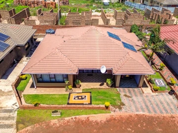 3 Bedroom Flat & Apartment