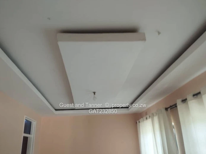 Norton Mwashuma Park - 9 bedroomed house for sale.