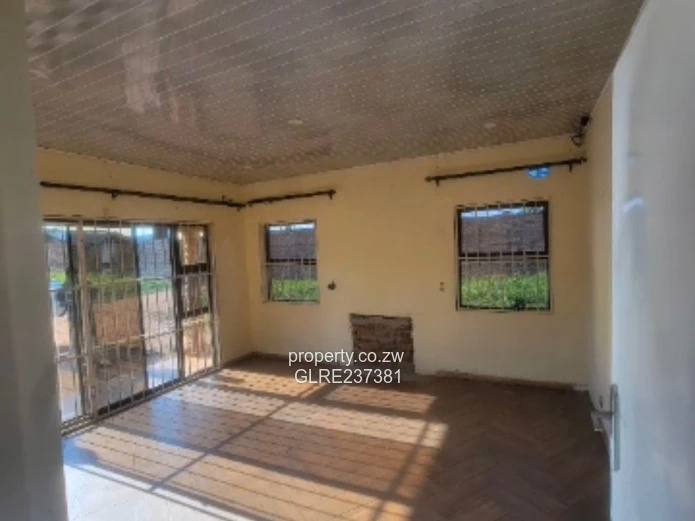 MT PLEASANT HEIGHTS Neat n spacious 3beds self-contained CLUSTER APARTMENT TO LET 