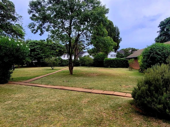 3 Bedroom Flat & Apartment