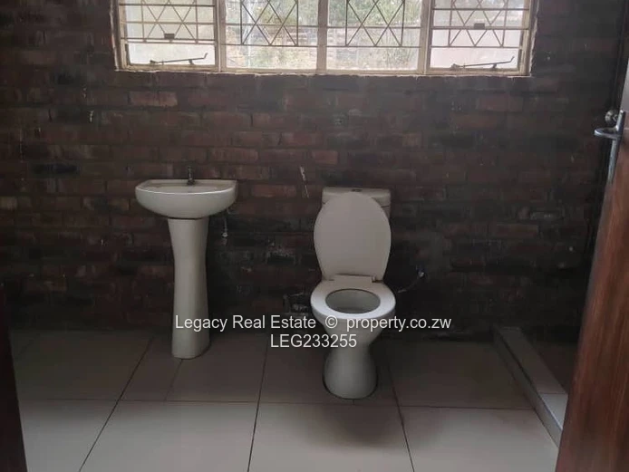 Mt Pleasant Offices to Let – The Chase Road Frontage