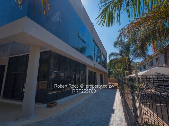 Prime commercial space in Avondale