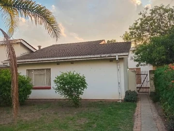 2 Bedroom Garden Flat