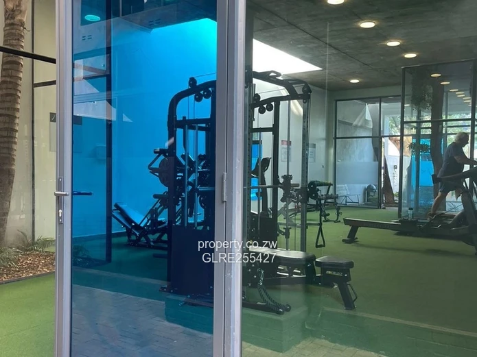 Modern Avondale 3BR Flat — Pool, Borehole & Gym