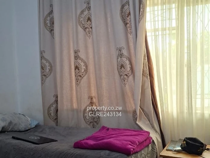 Renovated 3-Bed with Enclosed Patio & Garden — Mabelreign