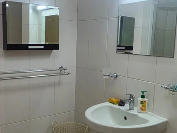3 Bedroom Flat & Apartment