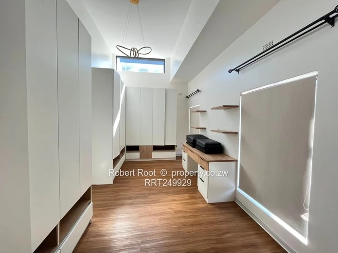 Modern 3 bed Cluster in Mount Pleasant