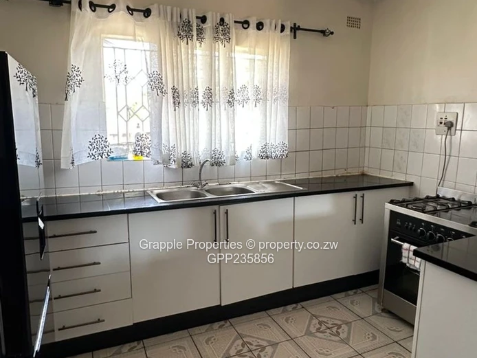 Bluffhill house to let (Sole Mandate)