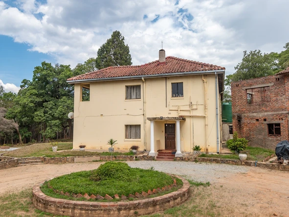 5 Bedroom House