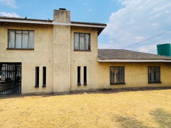 5 Bedroom House