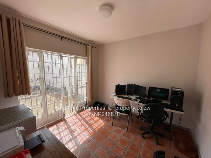 Upper Avenues - Quiet & Secure