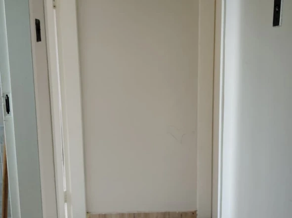 2 Bedroom Flat & Apartment