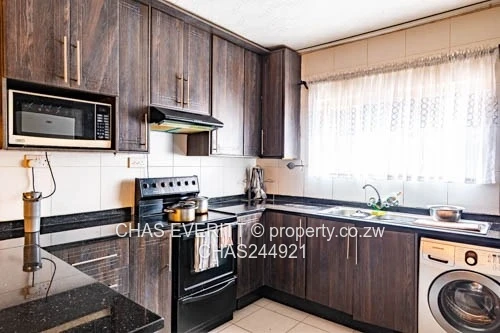 3 bedroom house fir sale in Greendale 