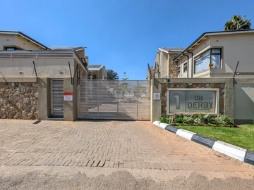 3 Bedroom Garden Flat