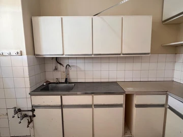 2 Bedroom Flat & Apartment
