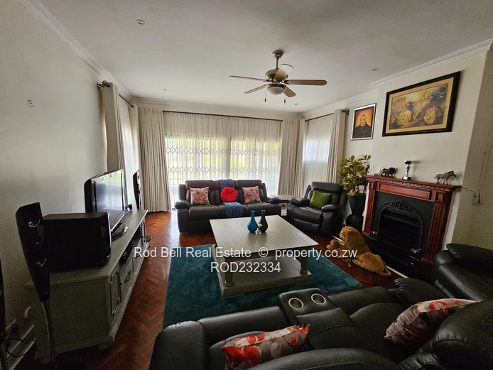 Neat 4-bedroom home close to UZ