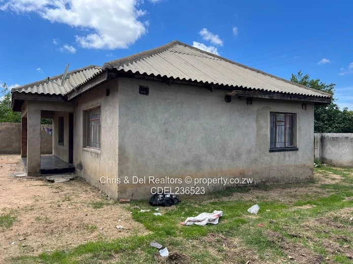 Zengeza 4 - Chitungwiza house for sale