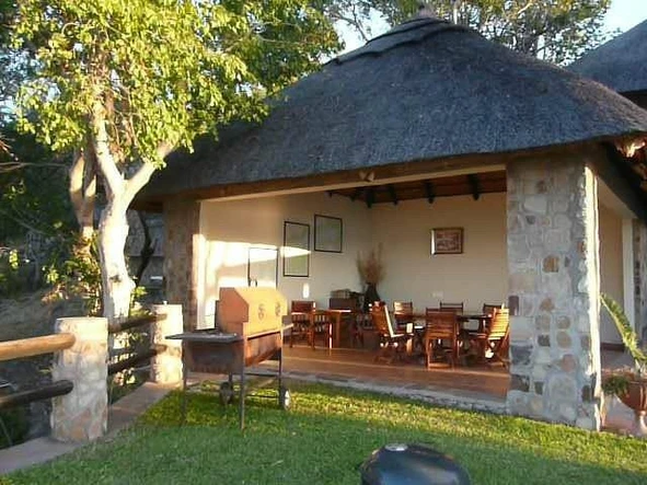 Hotel & Lodge